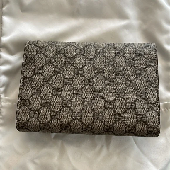 Gucci purse - Picture 8 of 11
